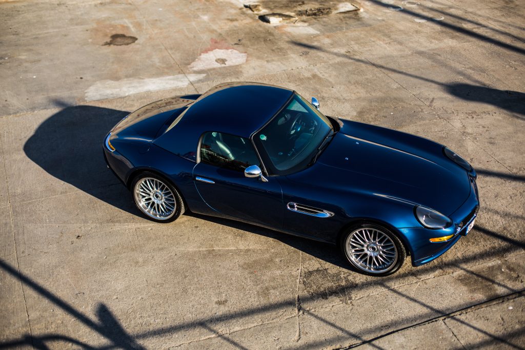 navy-blue-sport-coupe-parking-mode-top-view
